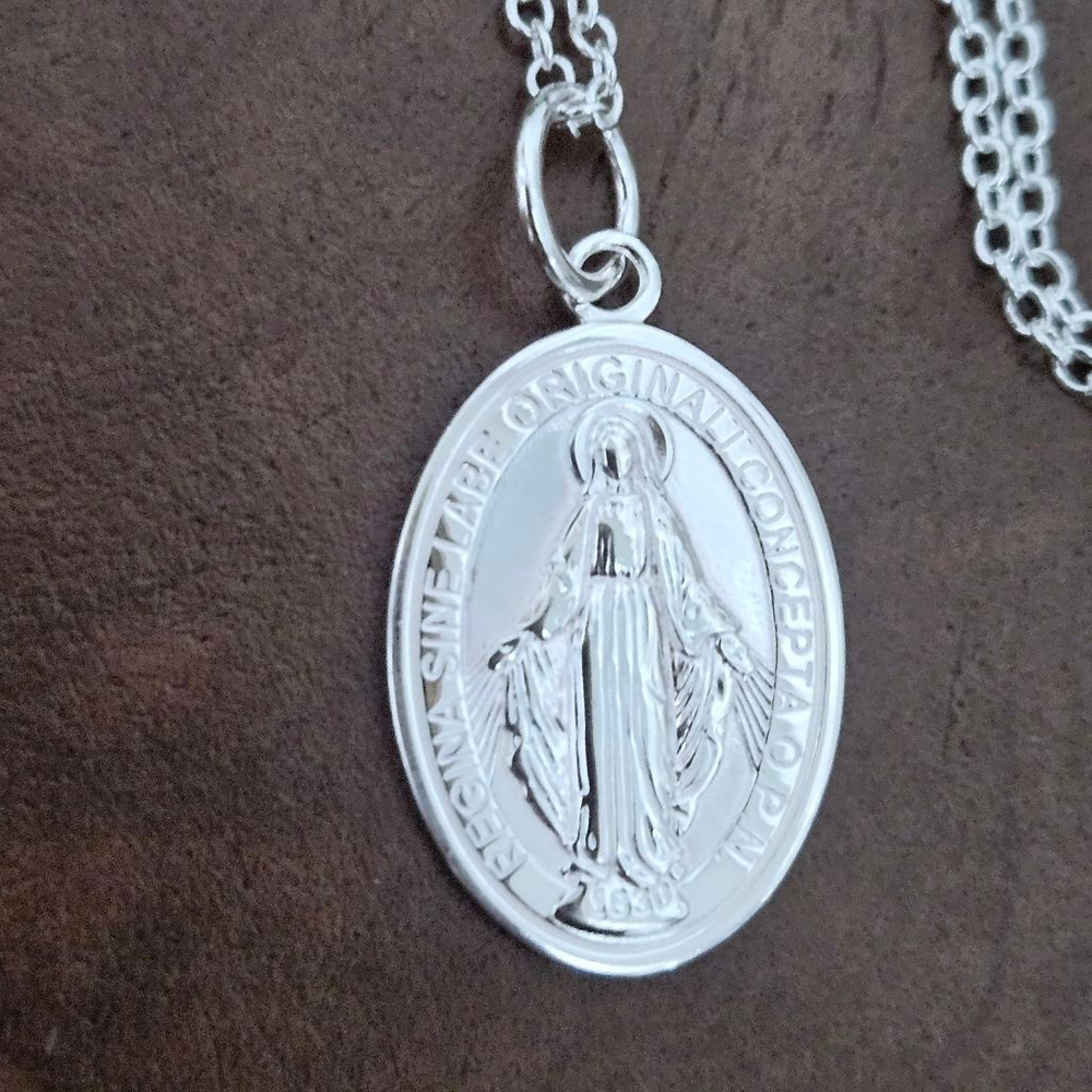 Sterling Silver Miraculous Medal Virgin Mary Necklace - Picture 5 of 8